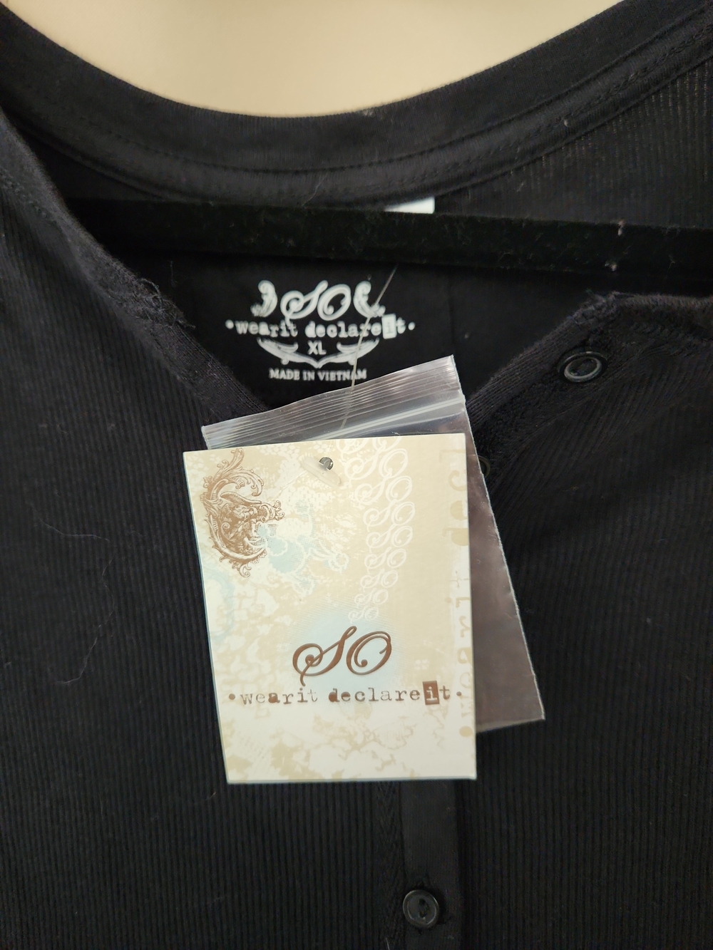 SO Black Short Sleeve Henley Babydoll Top - Picture 2 of 3